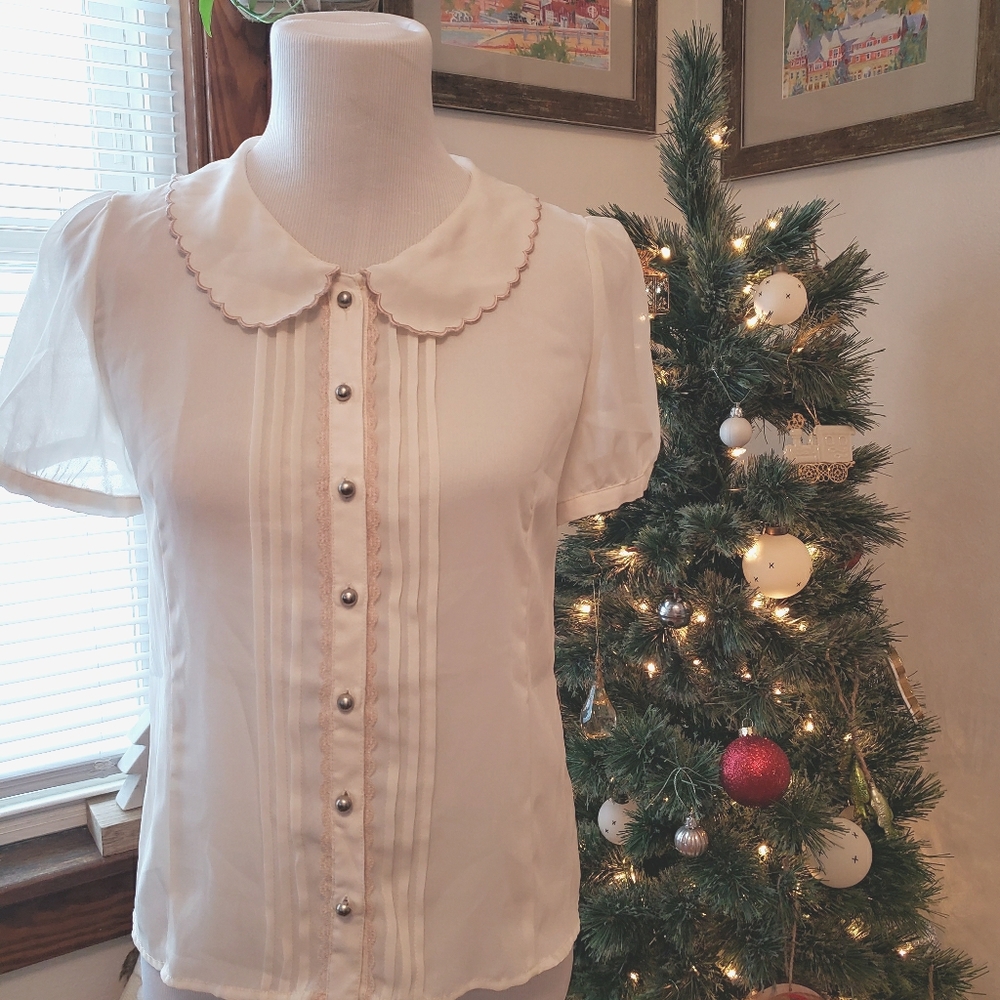 Laissé Passé Blouse